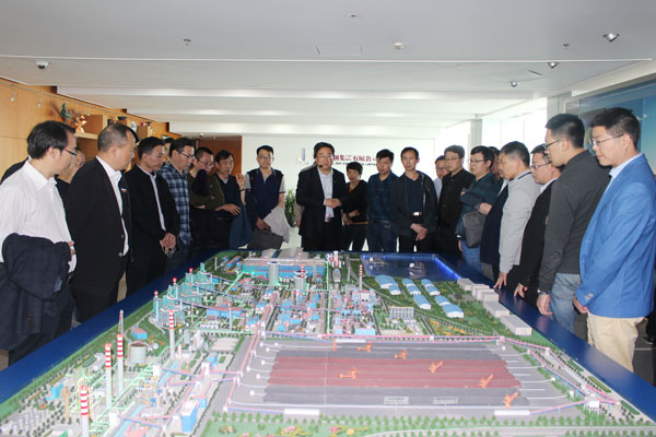 2291557983168271.jpg 05參觀集團展廳.jpg